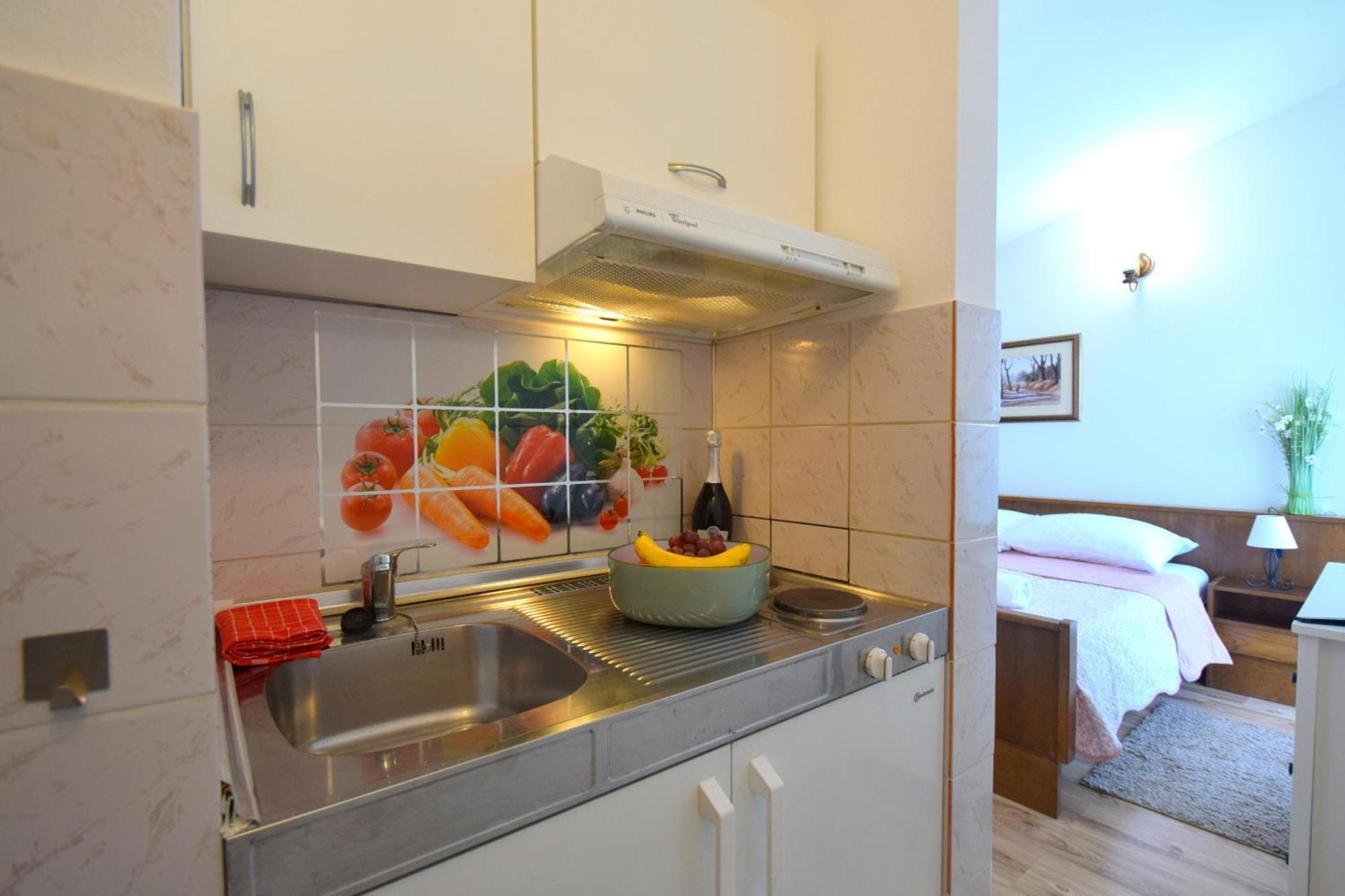 Apartments Pavic Malinska Extérieur photo