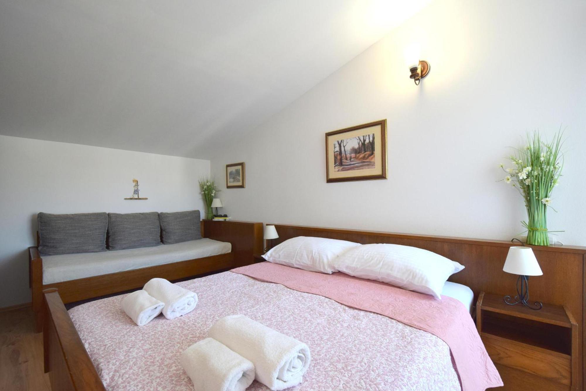 Apartments Pavic Malinska Extérieur photo