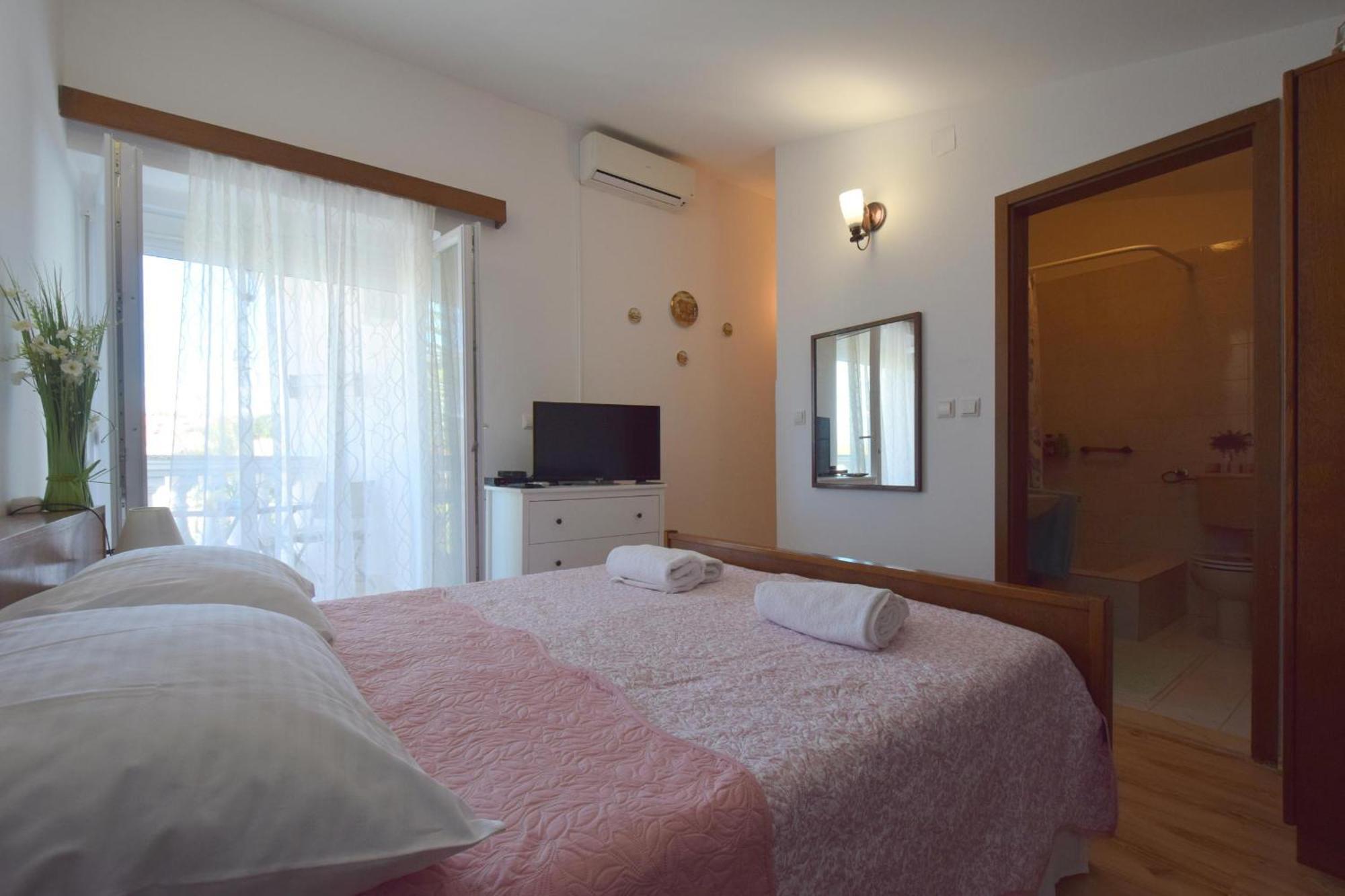 Apartments Pavic Malinska Extérieur photo