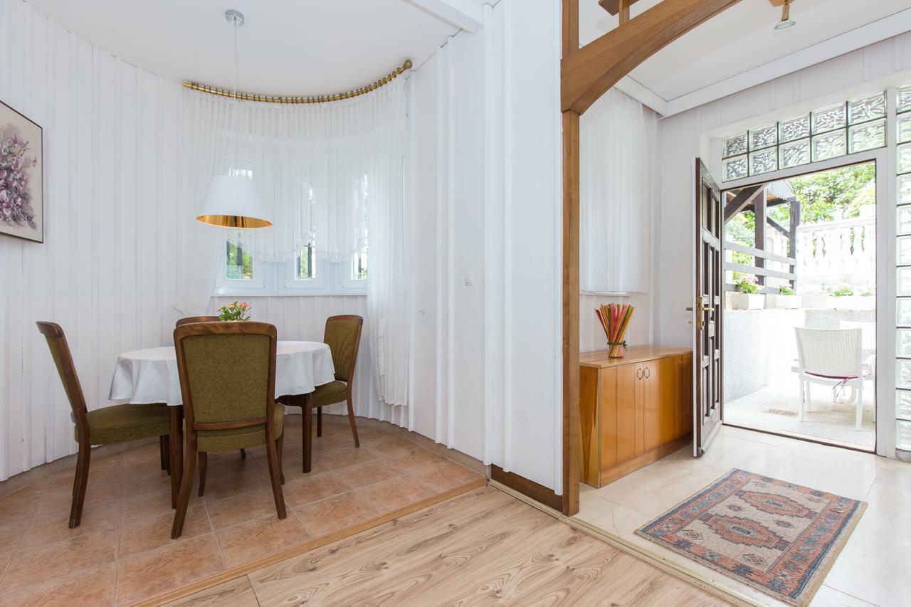 Apartments Pavic Malinska Extérieur photo
